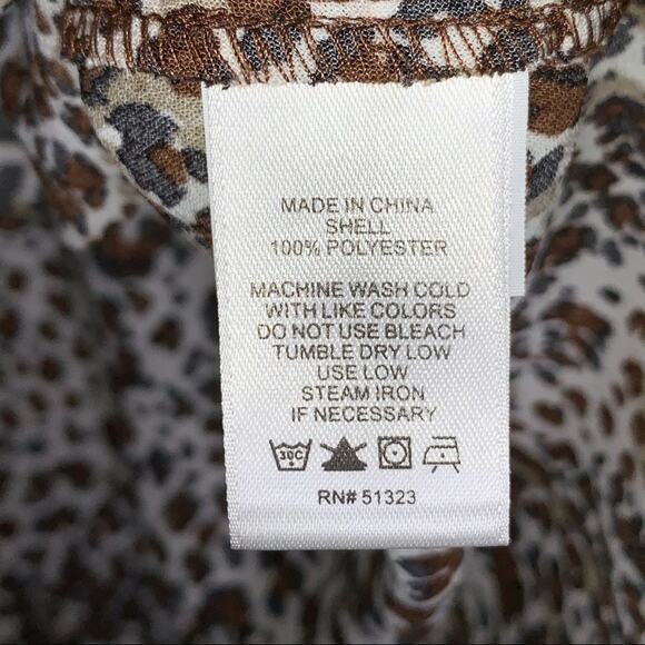 NWT 1 State 1/2 sleeve animal print twist top size XS - Picture 6 of 7